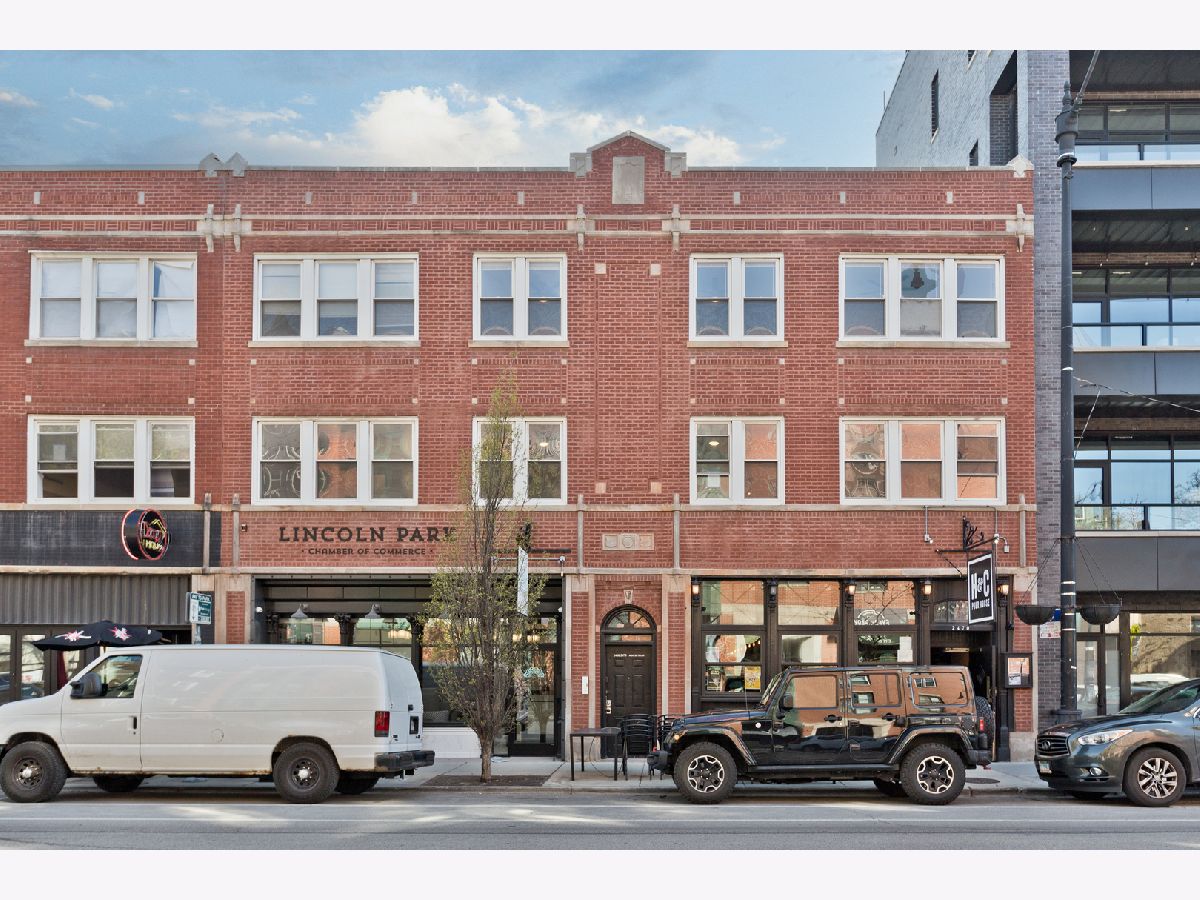  Rented Chicago Illinois, 2464 Lincoln