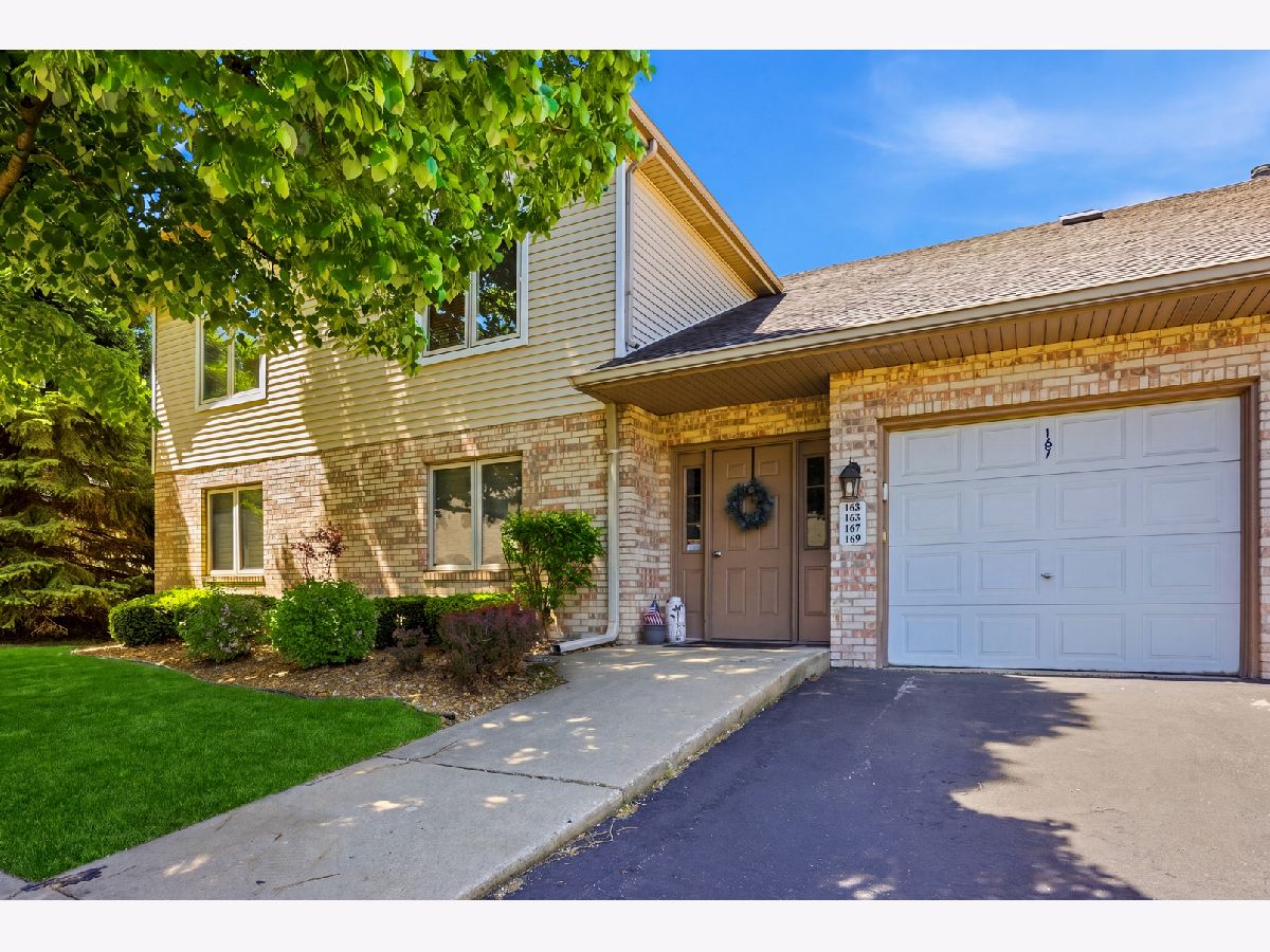  Sold Joliet Illinois, 167 Barbara Jean