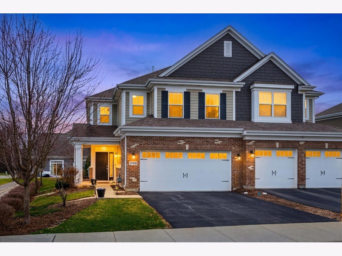 Condos & Townhomes For Sale Timber Creek Winfield Illinois, 27W119 Redbud Lane