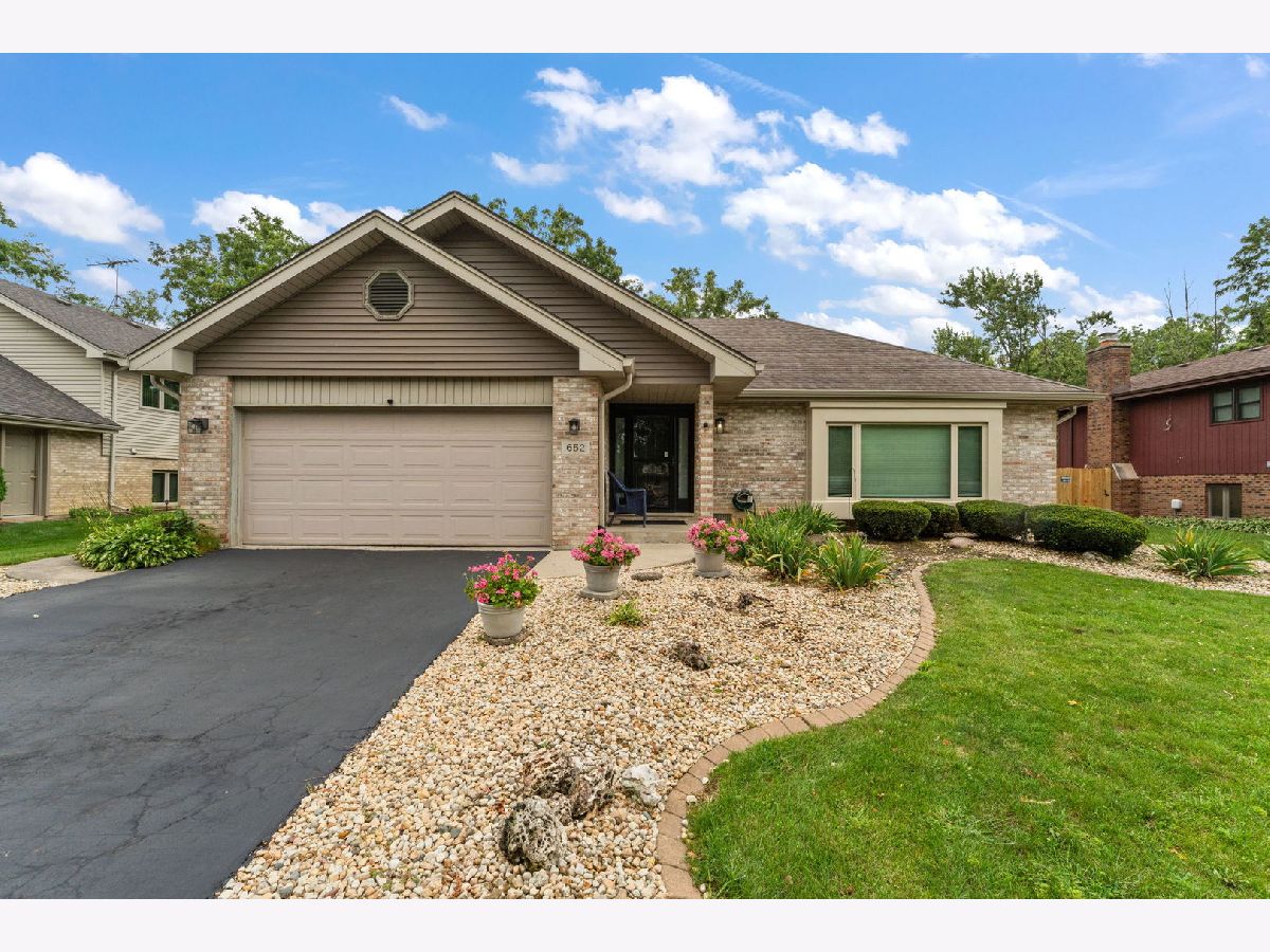  For Sale Crete Illinois, 652 Naoma Drive
