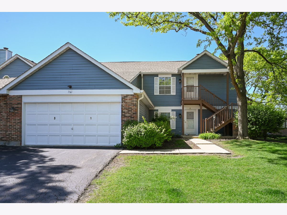  Rented Glen Ellyn Illinois, 363 Pembroke