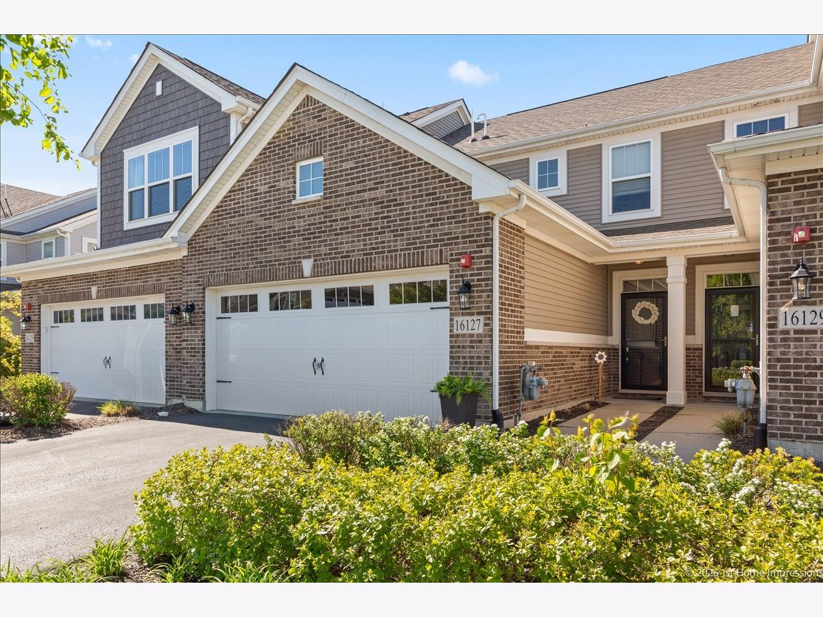 Townhomes For Sale The Townes At Sagebrook Lockport Illinois, 16127 Coneflower Drive