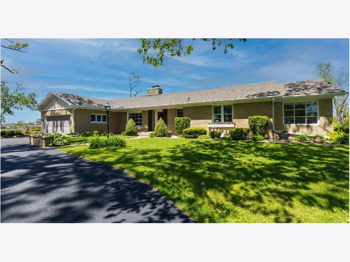  For Sale Kankakee Illinois, 6 Marquette Lane
