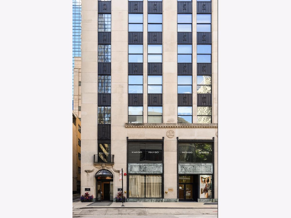  For Sale Chicago Illinois, 118 Erie Street
