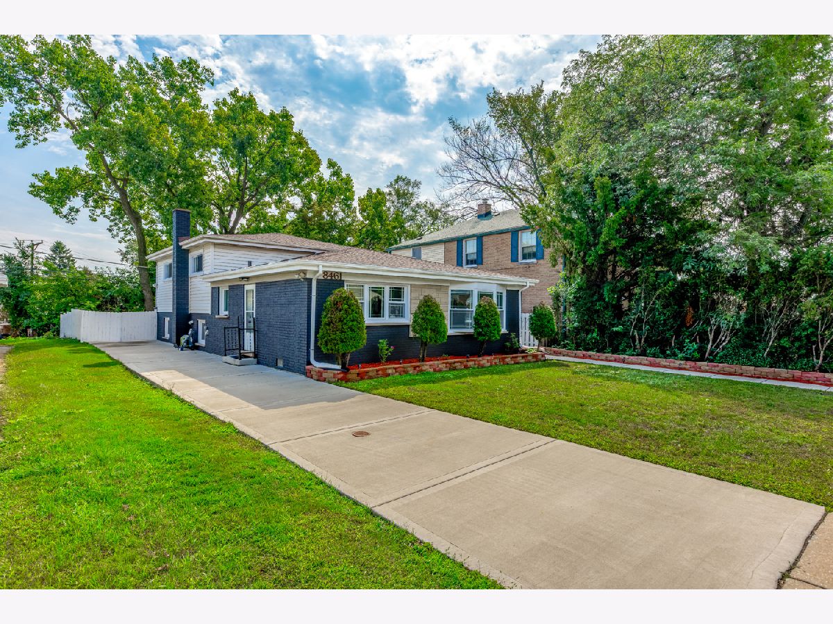  Sold Skokie Illinois, 8461 Gross Point