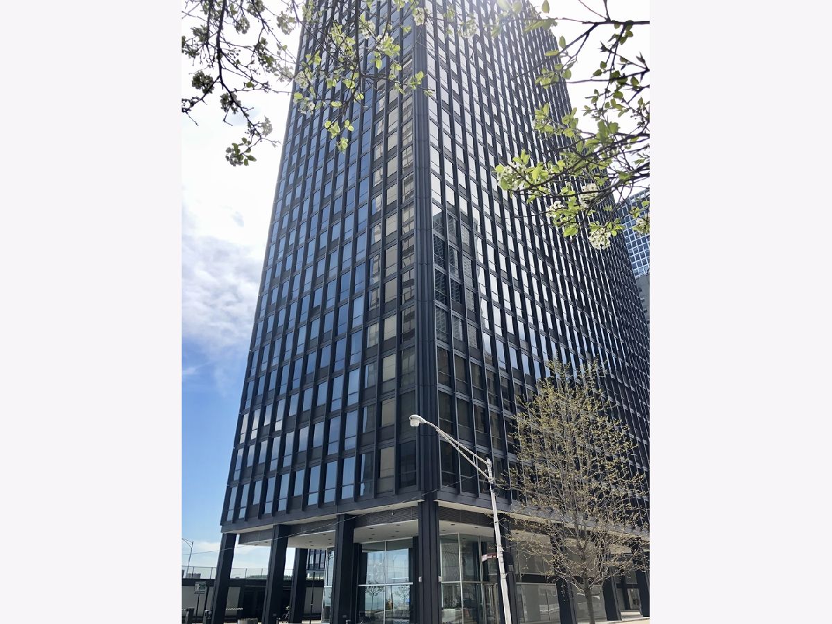  For Rent Chicago Illinois, 910 Lake Shore