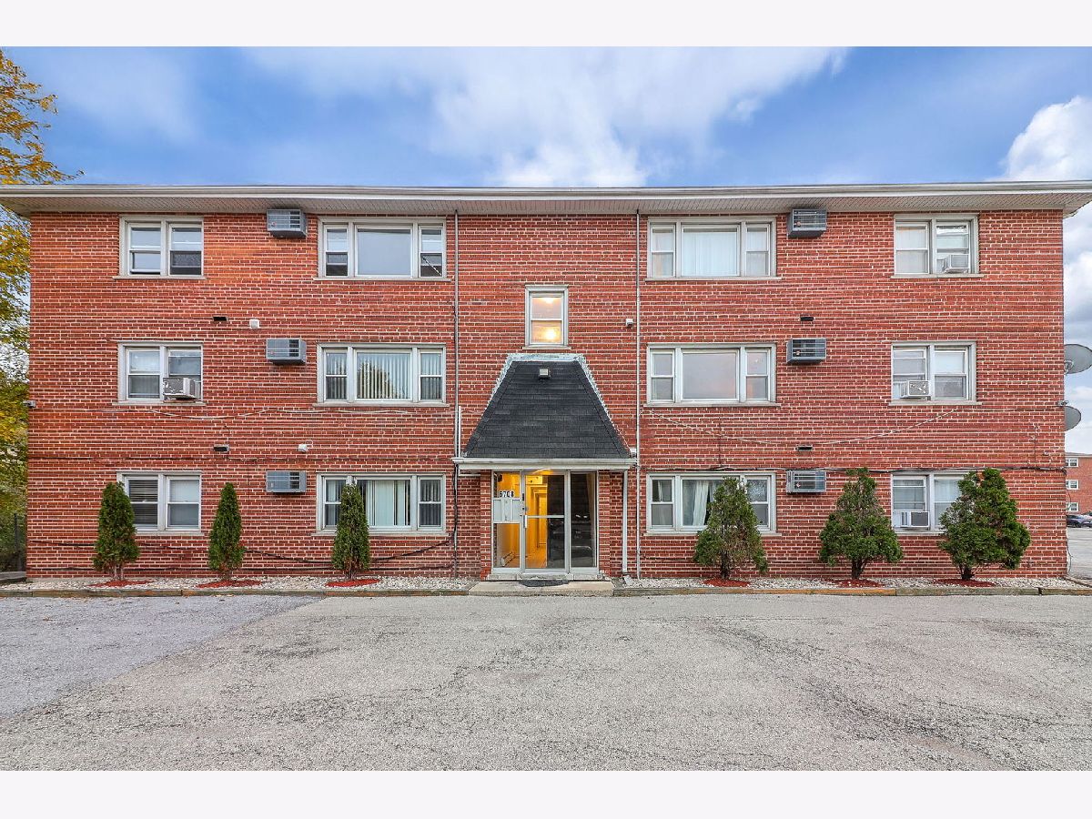  For Rent Chicago Ridge Illinois, 6708 107th