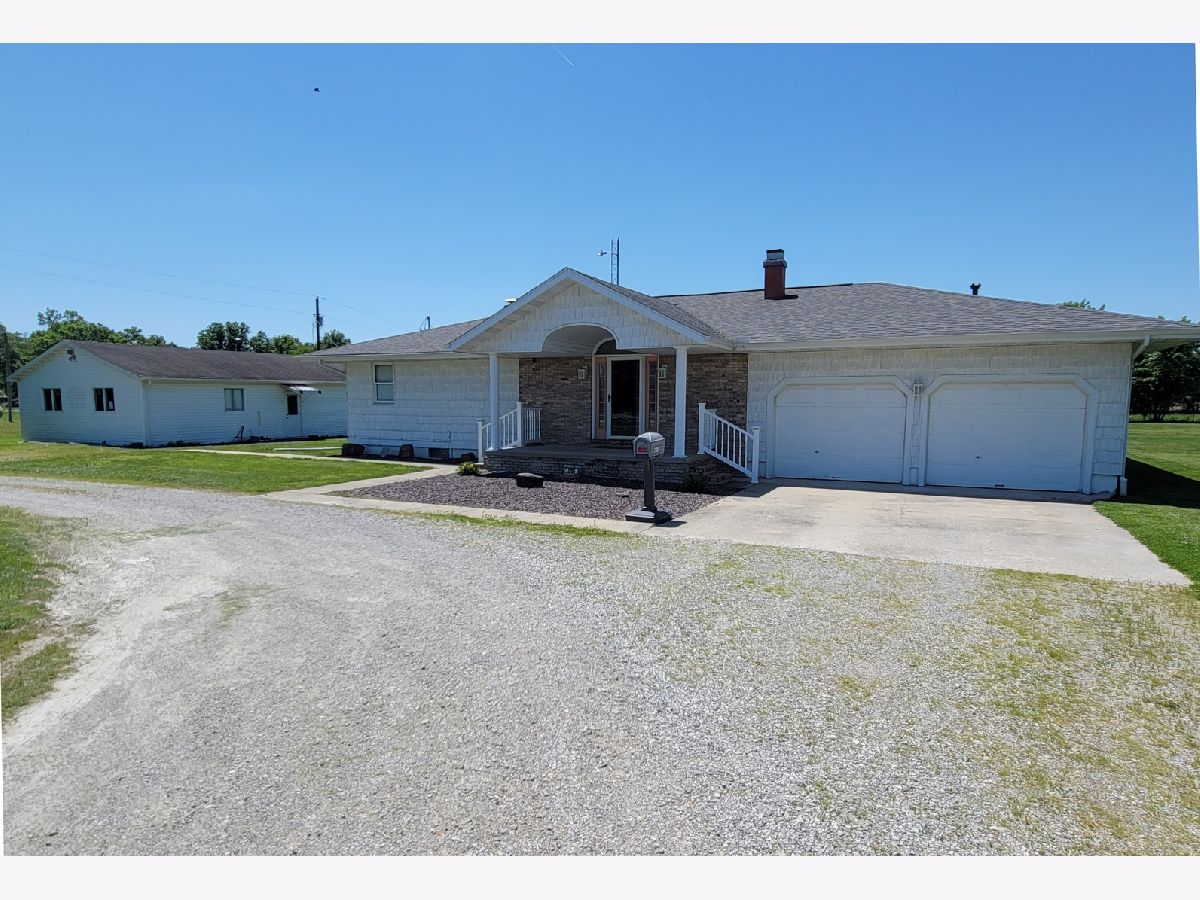  For Sale Salem Illinois, 2705 Broadway Avenue