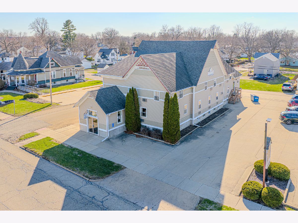  For Sale Princeton Illinois, 400 Main Street