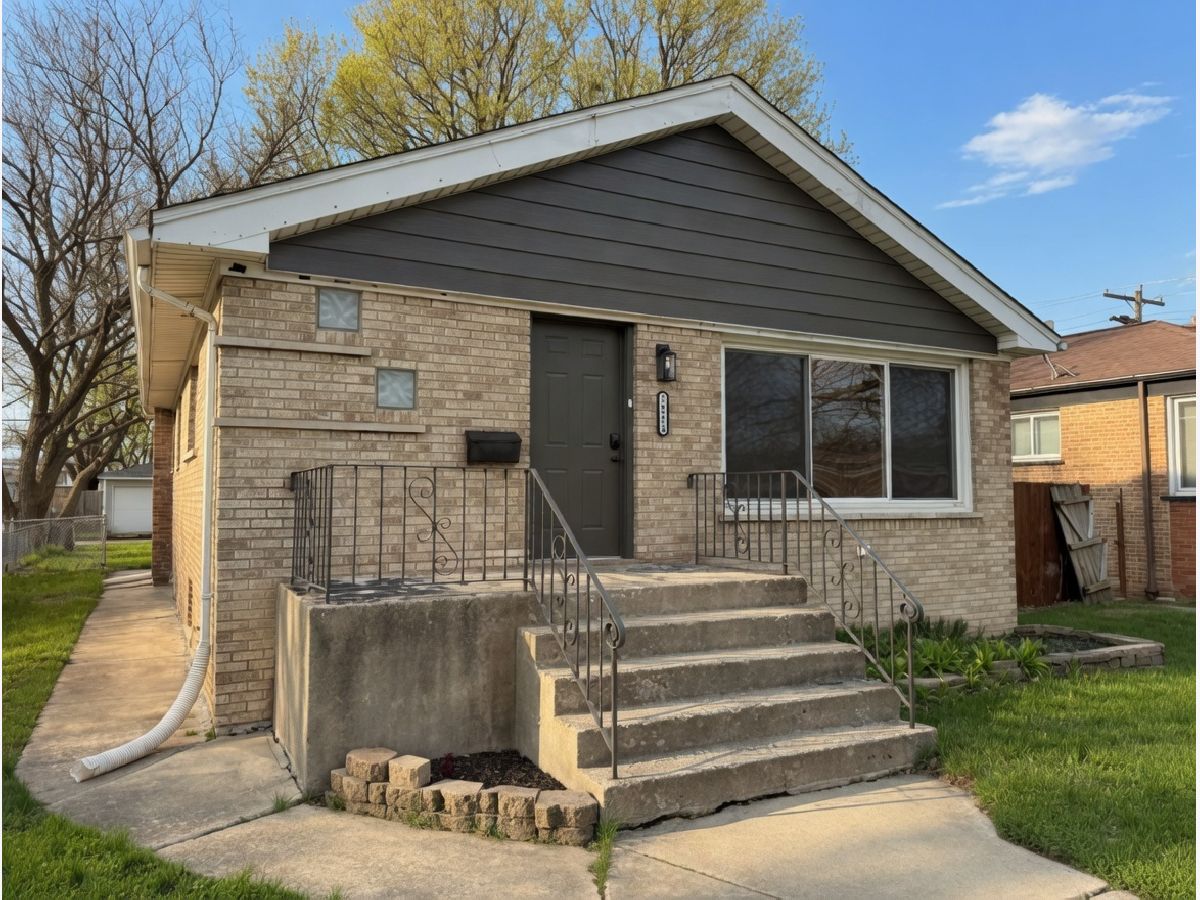  For Sale Dolton Illinois, 14214 Minerva Avenue