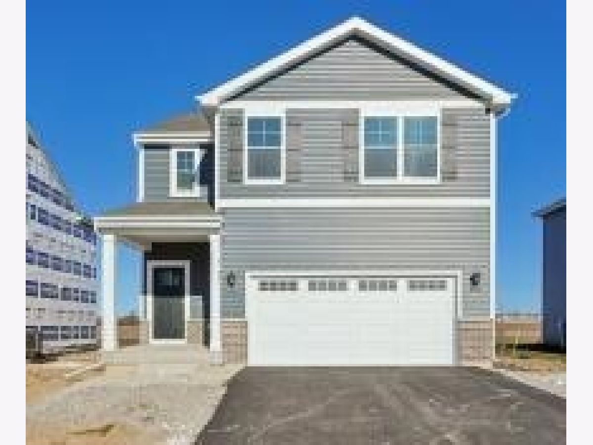 Condos & Townhomes & Homes For Sale Pike River Crossing Mt Pleasant Wisconsin, 7122 Oakmont Road