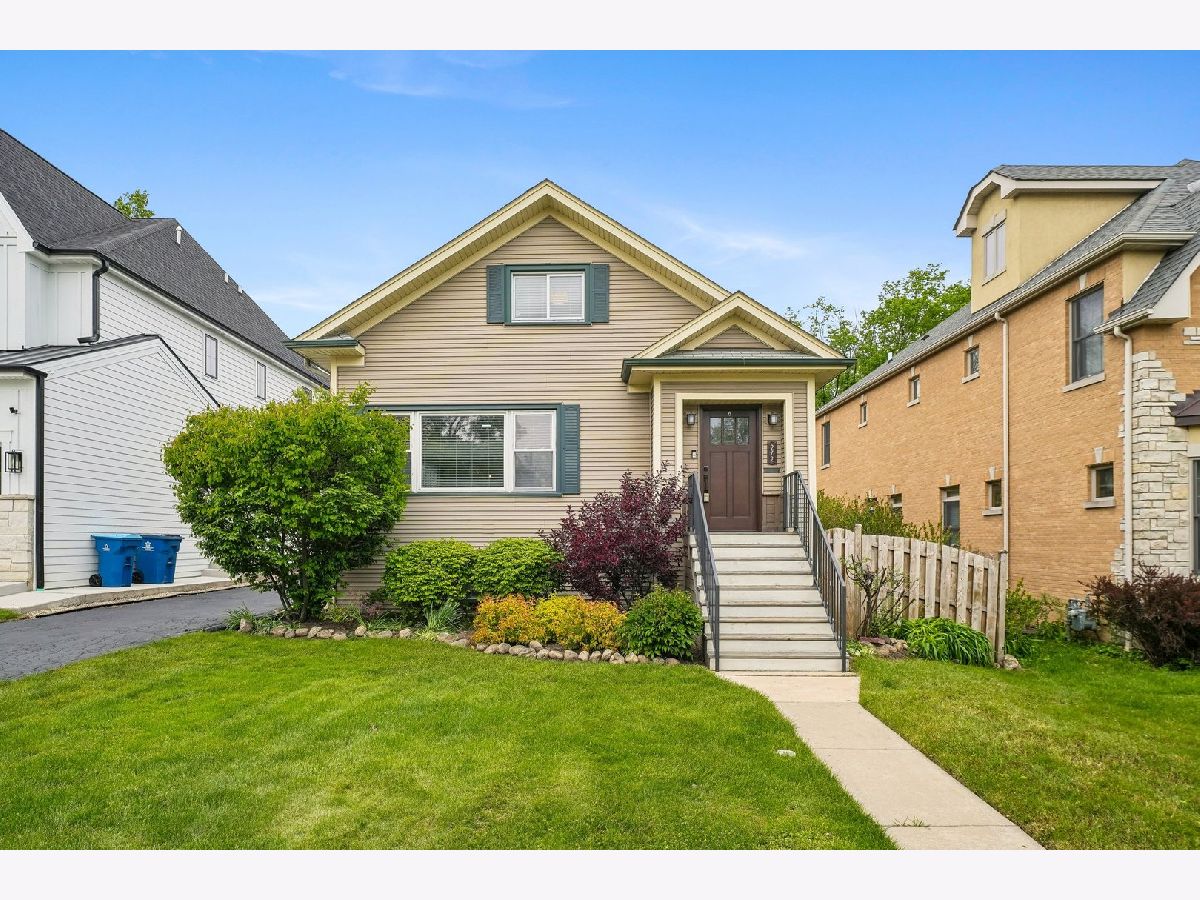  Rented Elmhurst Illinois, 272 Willow