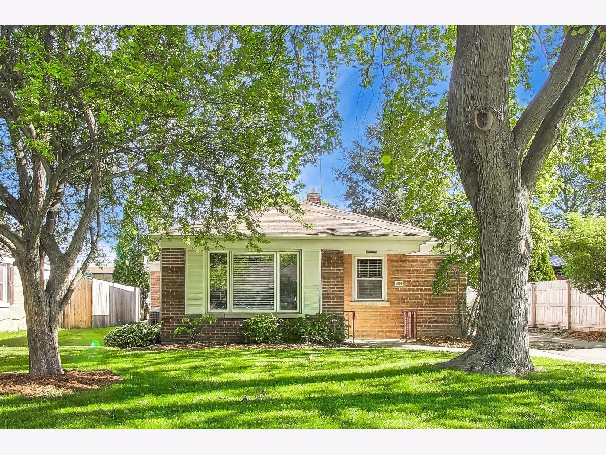  For Sale Libertyville Illinois, 836 Rockland Road