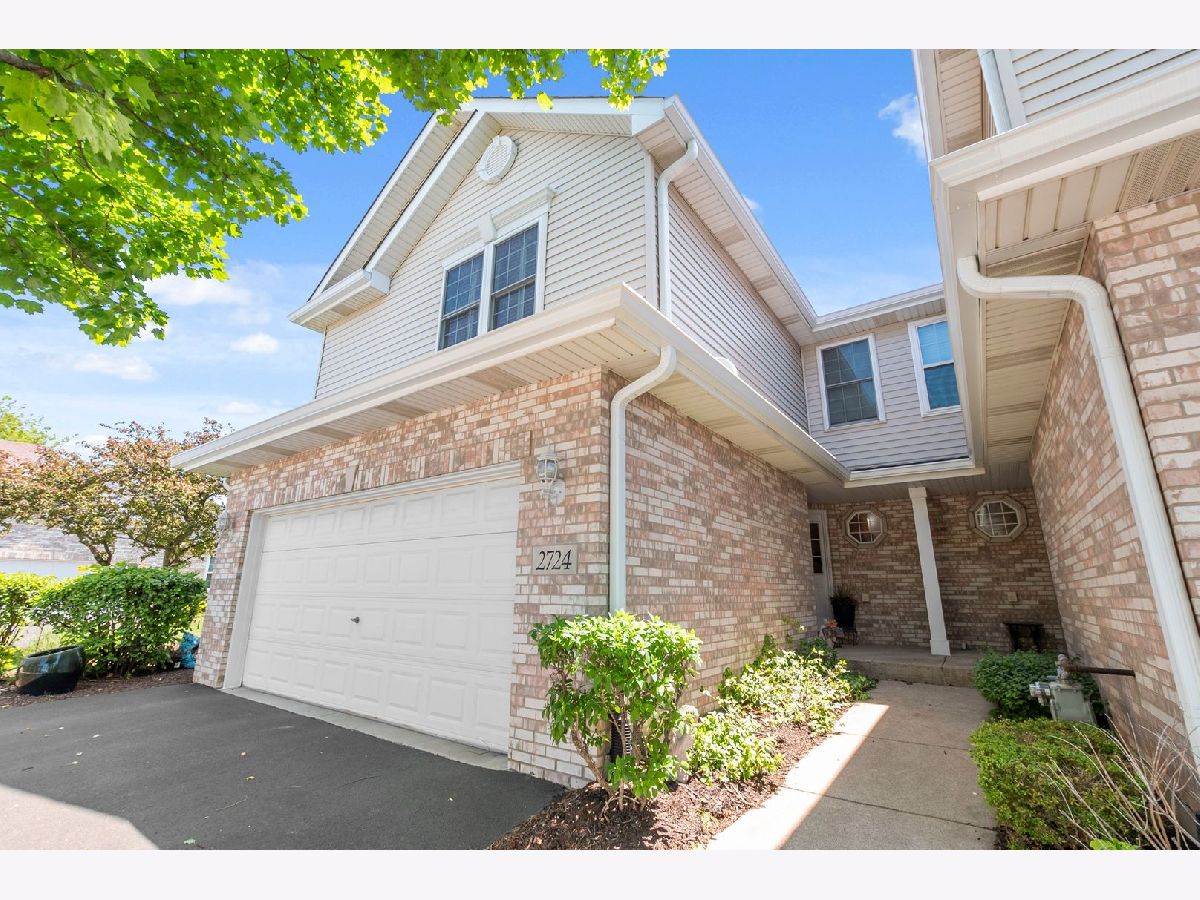 Homes & Townhomes For Sale Bluestone Bay New Lenox Illinois, 2724 Schooner Drive