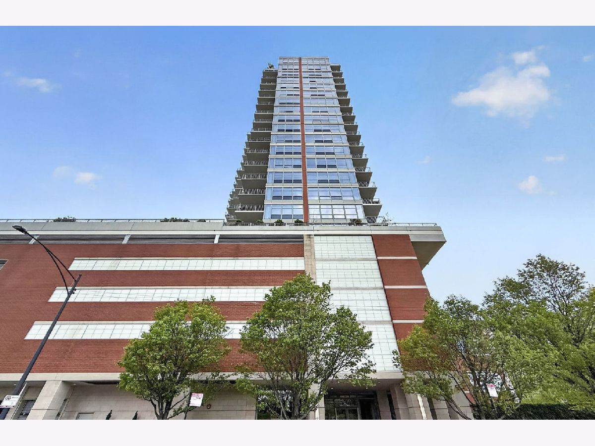  For Sale Chicago Illinois, 1600 Prairie Avenue