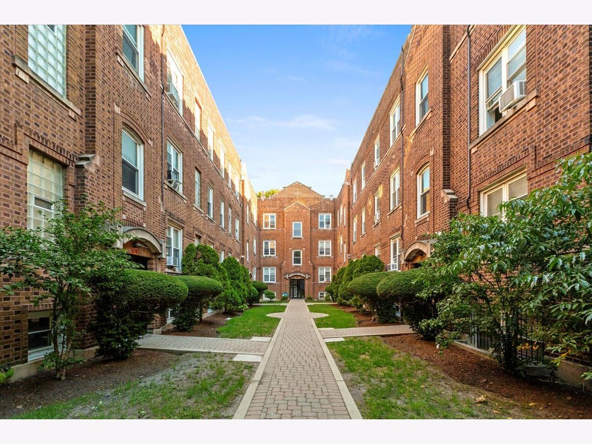  For Rent Chicago Illinois, 658 Oakdale