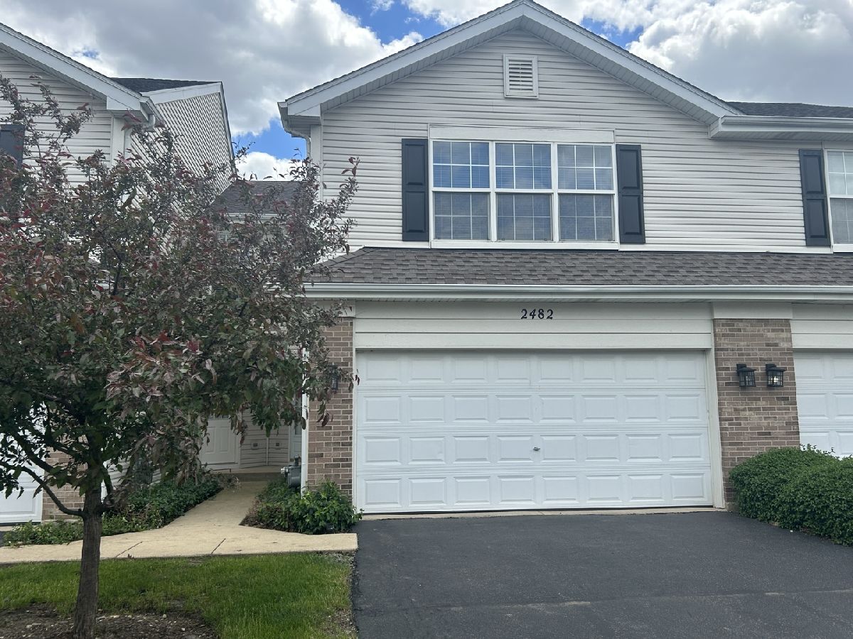 Townhomes & Condos For Rent Park Avenue Aurora Illinois, 2482 Stoughton