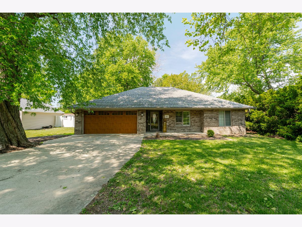  For Sale East Peoria Illinois, 3018 Springfield Road