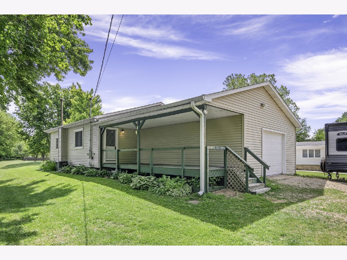  Sold Paw Paw Illinois, 237 Chapman
