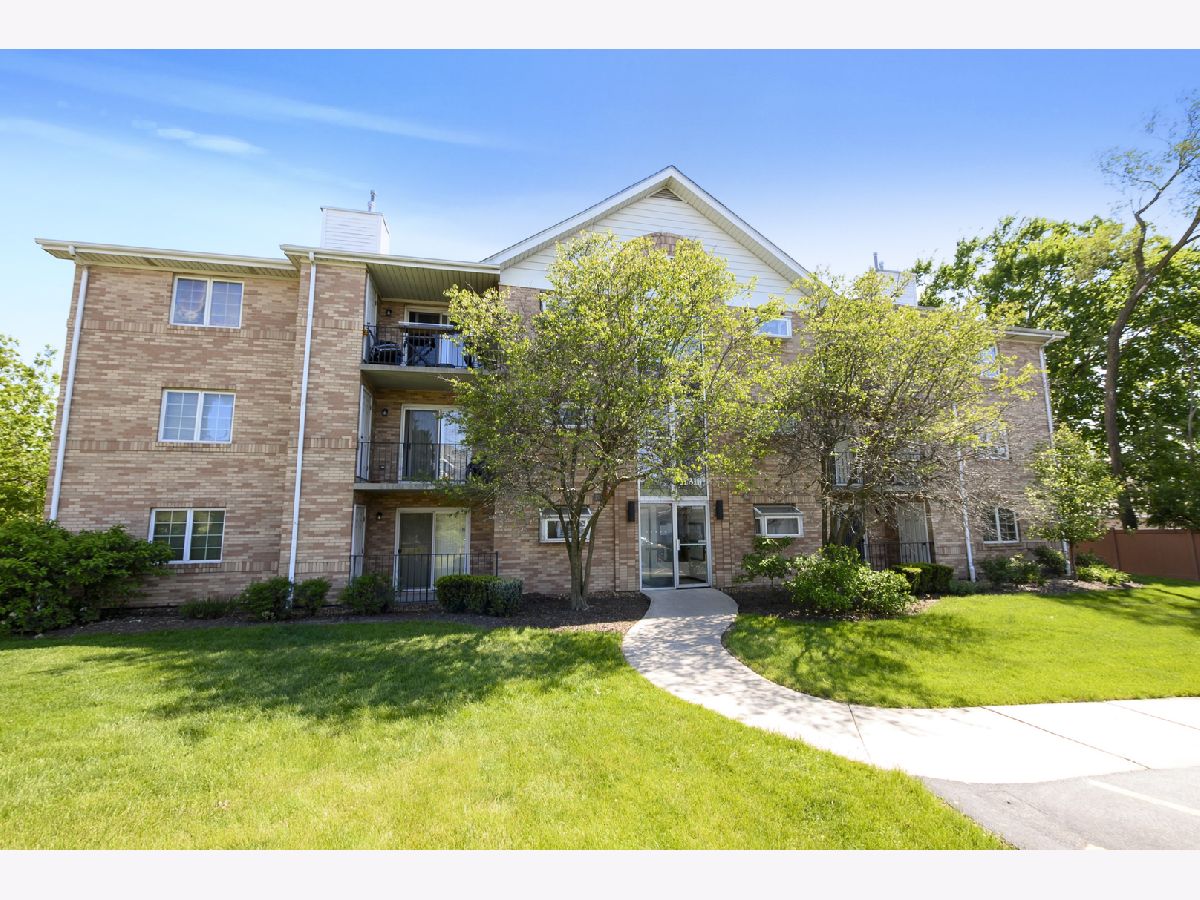  For Sale Homewood Illinois, 18310 Robin Lane