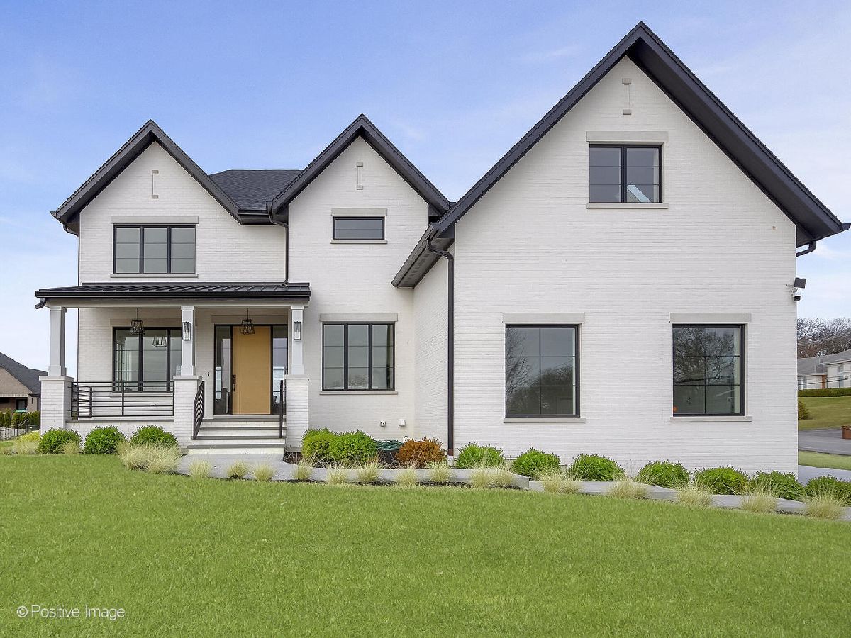  For Sale Willow Springs Illinois, 8302 Pleasant View Avenue