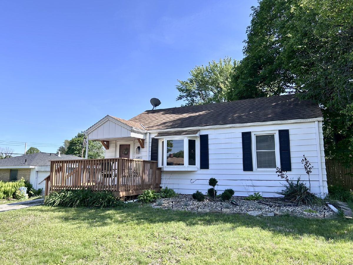  For Sale Peoria Illinois, 2208 Vernon Court