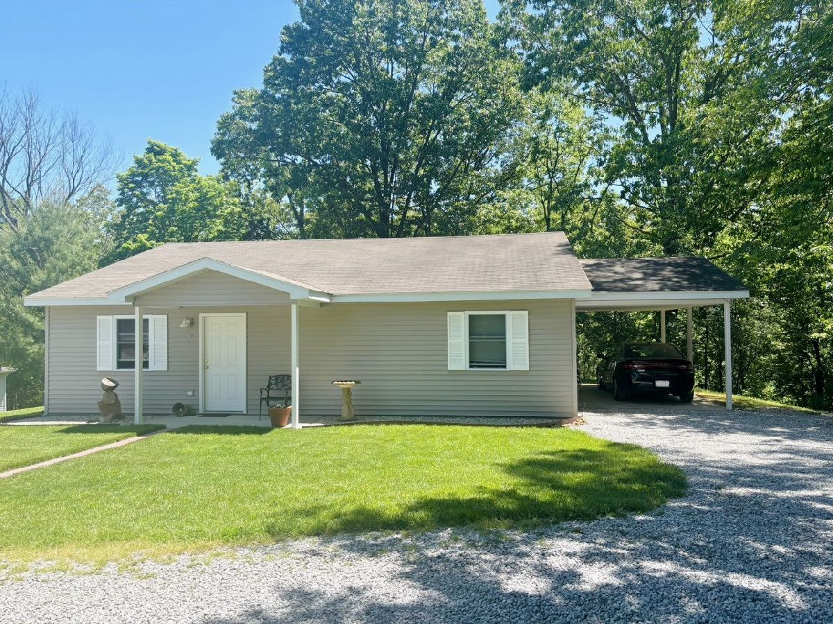  For Sale Makanda Illinois, 42 Butler Lane