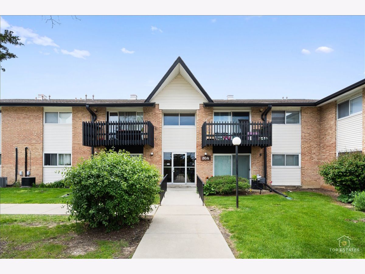  For Sale Willowbrook Illinois, 20A Kingery Quarter