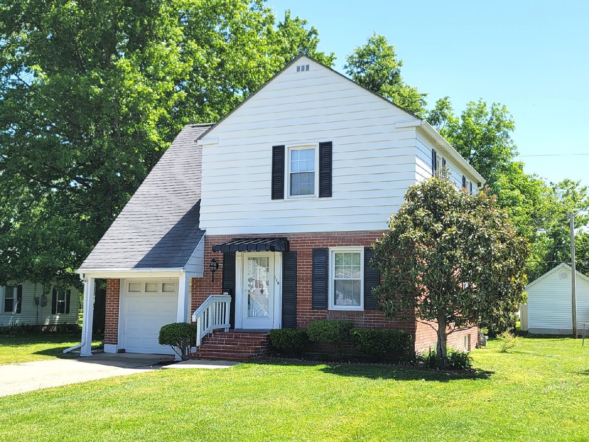  For Sale Salem Illinois, 128 Indiana Avenue