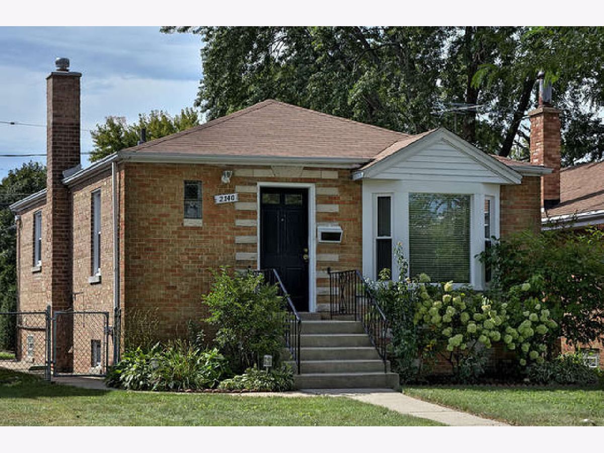  For Rent Evanston Illinois, 2140 Dobson
