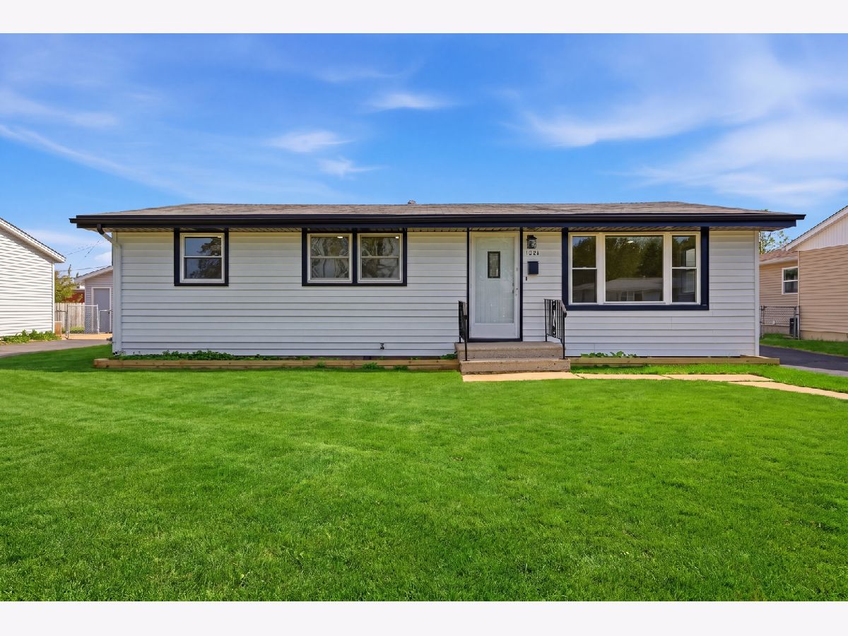  For Sale Machesney Park Illinois, 1021 Anna Avenue