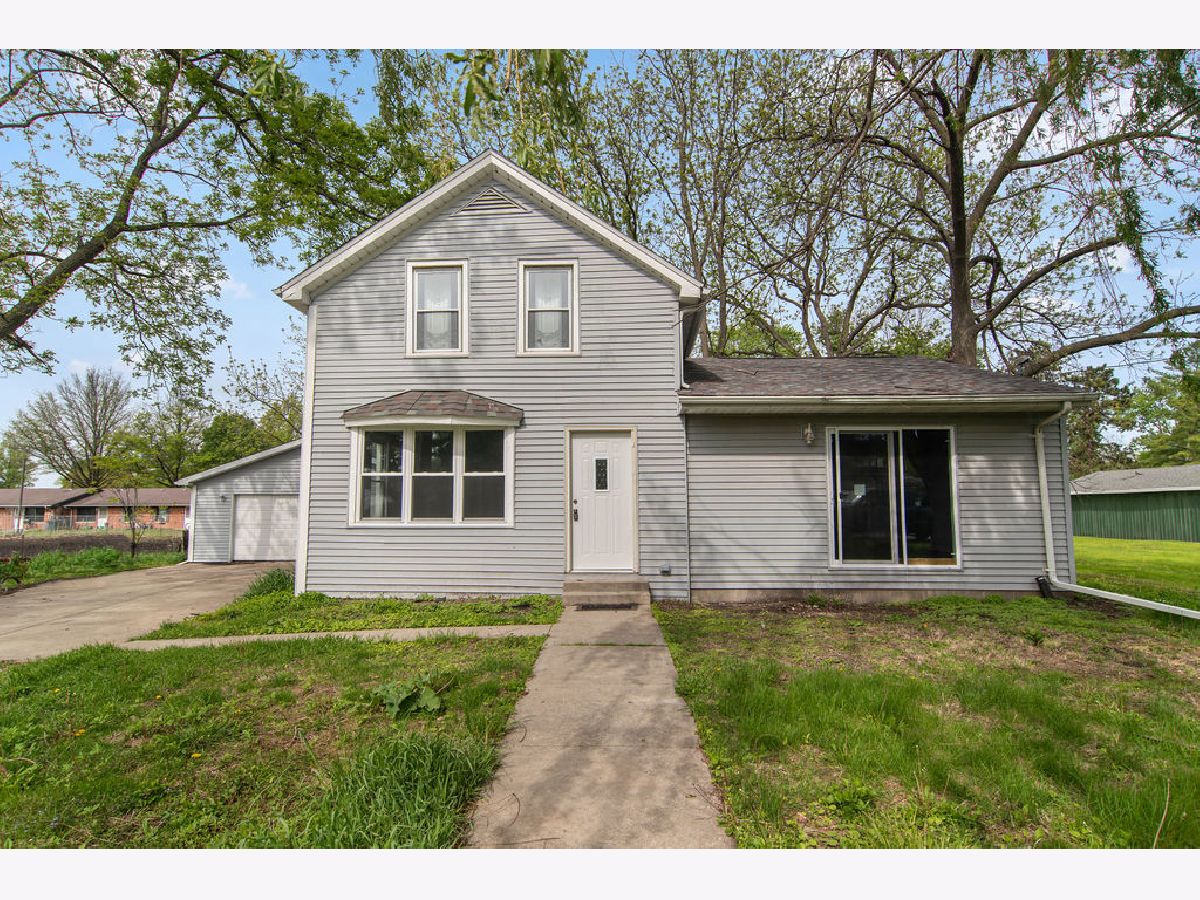 For Sale Mendota Illinois, 102 8th Avenue