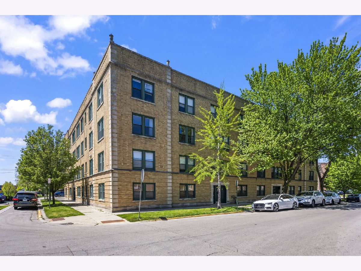 Condominiums For Rent Davis Lamon Condos Skokie Illinois, 9100 Lamon