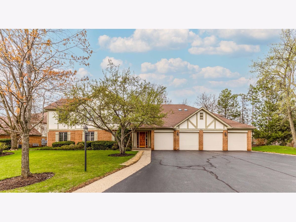 Condos & Townhomes & Homes For Sale Manor Homes Of Deerfield Deerfield Illinois, 930 Ivy Lane