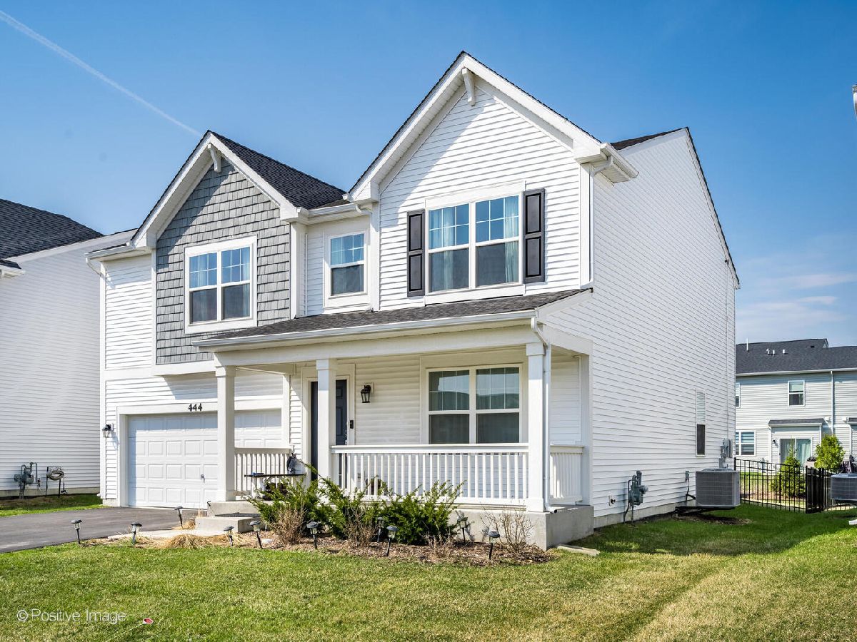 Homes & Condos & Townhomes For Sale Becketts Landing South Elgin Illinois, 444 Radcliff Lane