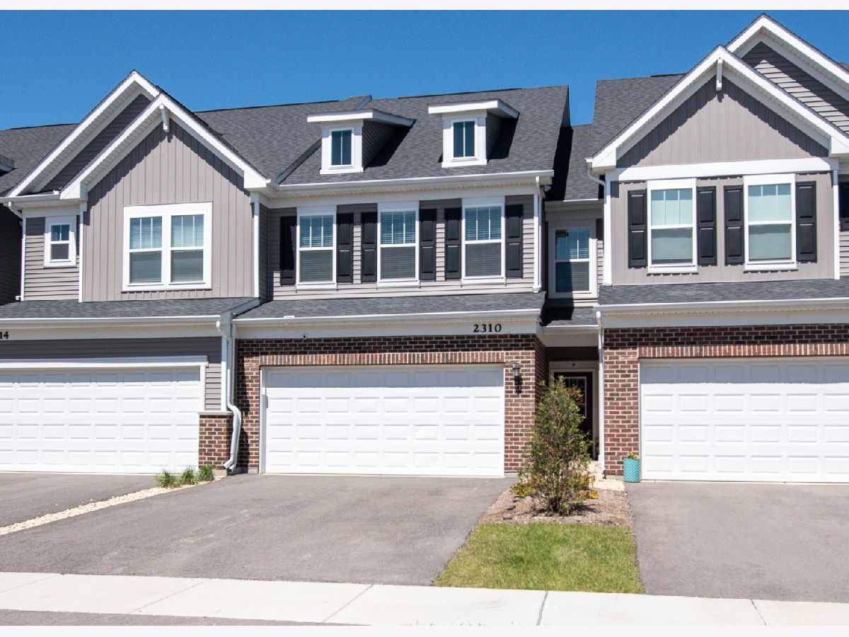  For Rent Bolingbrook Illinois, 2310 Ryegrass