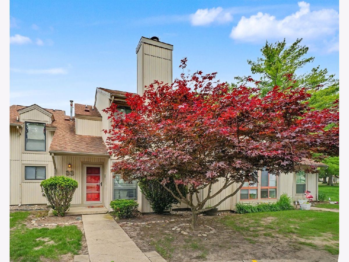  For Sale Champaign Illinois, 33 Colony West Drive