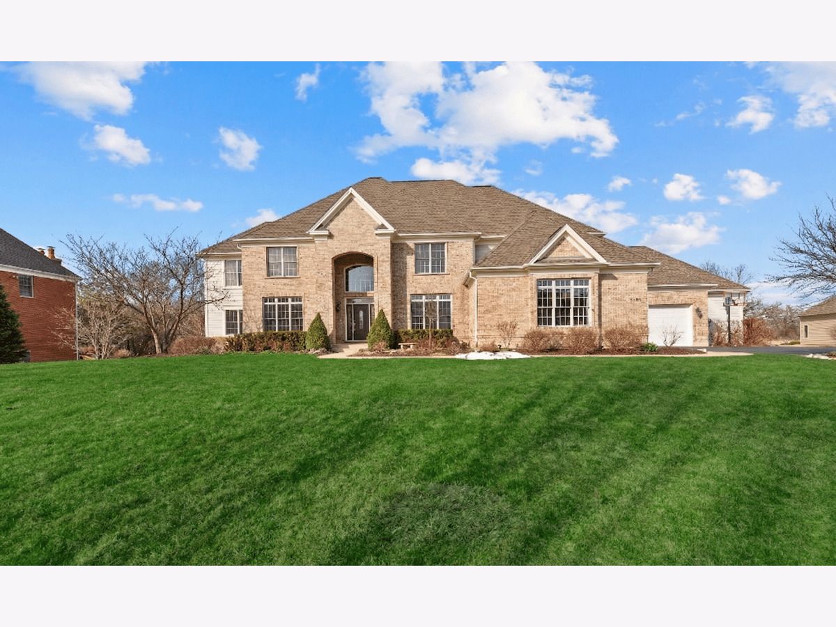 Homes For Sale Harvest Glen Cary Illinois, 28730 Harvest Glen Circle