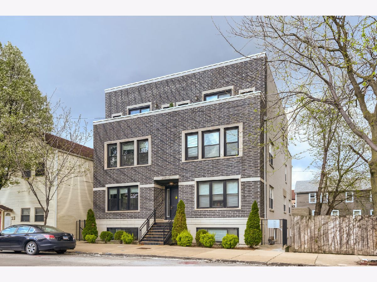 Condos & Townhomes & Homes Rented Pilsen Chicago Illinois, 1008 Cullerton