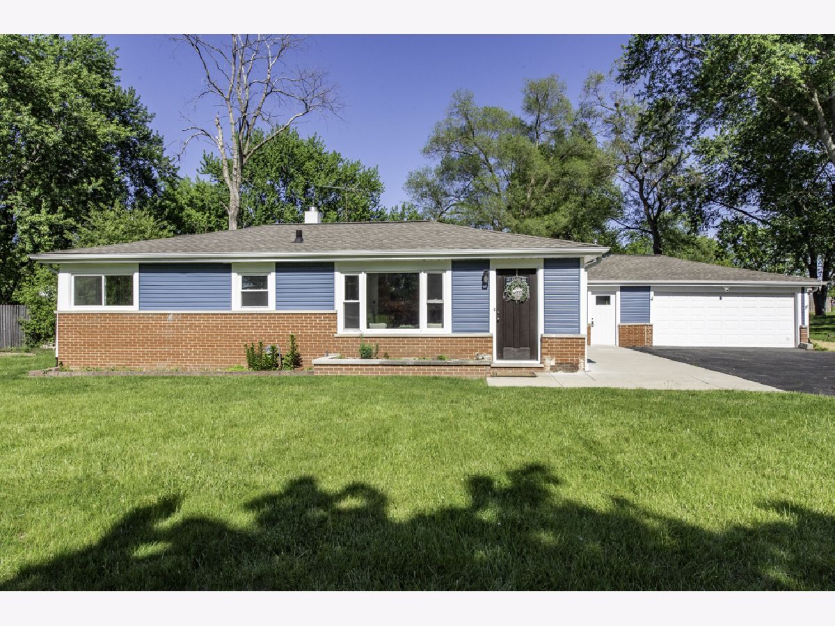  For Sale Gurnee Illinois, 37155 Shirley Drive