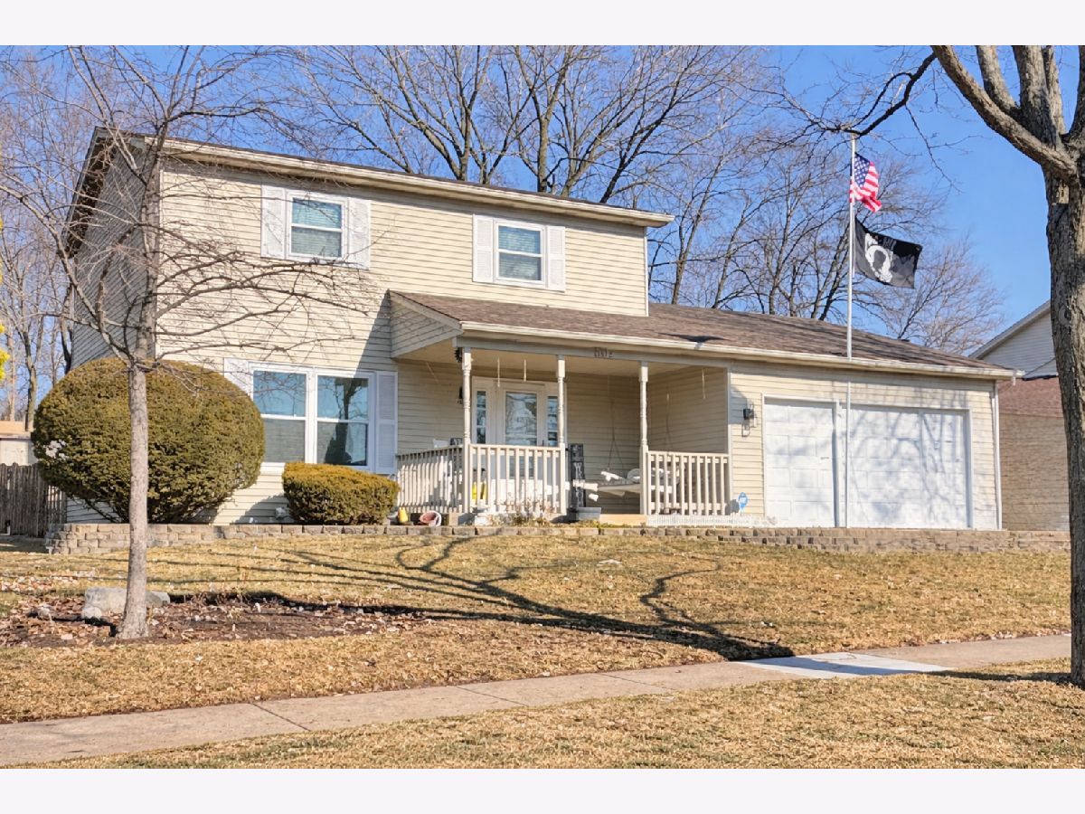 Townhomes & Condos & Homes For Sale Woodcreek Huntley Illinois, 11612 Davey Drive
