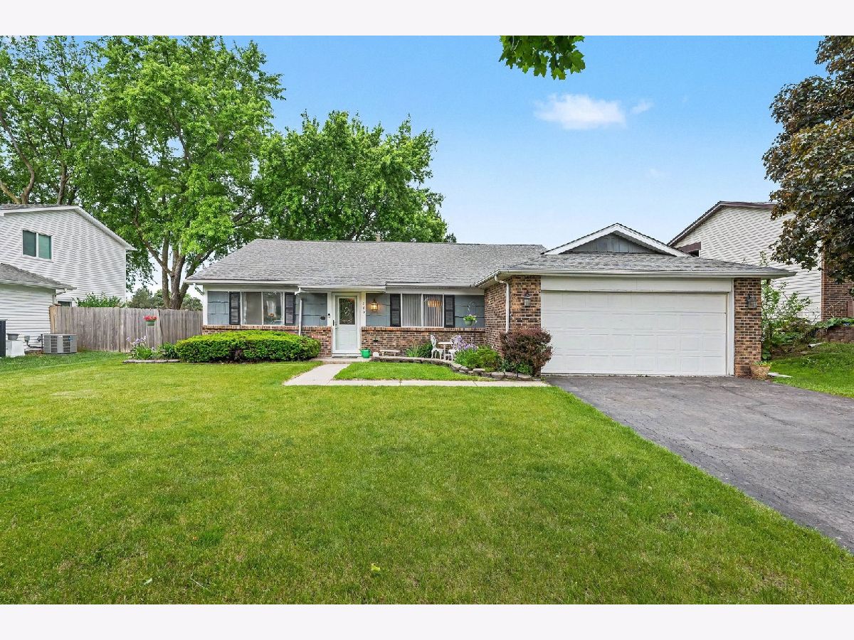  For Sale Bolingbrook Illinois, 309 Thistle Drive