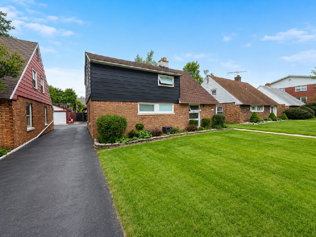  For Sale Lyons Illinois, 4316 Elm Avenue