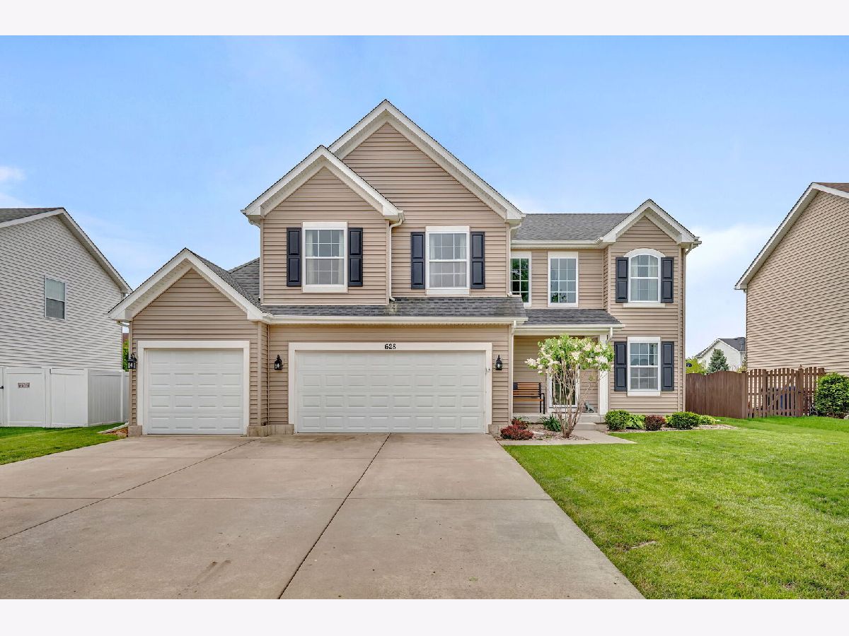 Homes & Condos & Townhomes For Sale Arbor Lakes Minooka Illinois, 628 Turnbury Drive