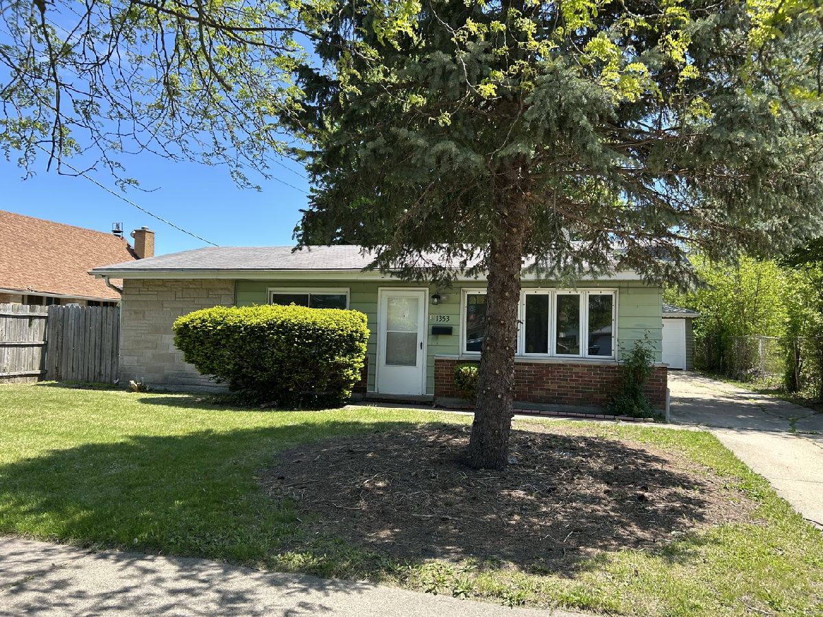  For Rent Calumet City Illinois, 1353 Stanley