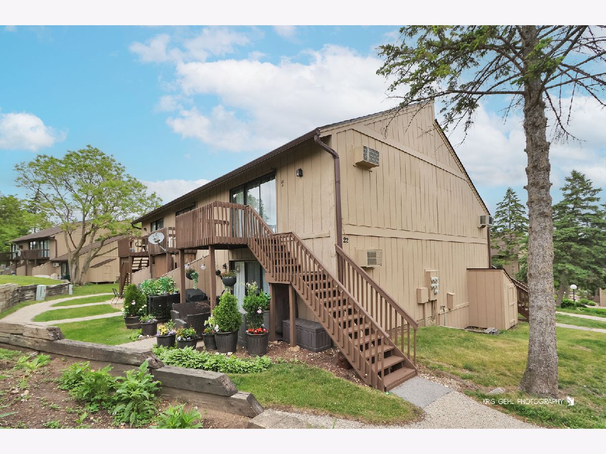 Condos & Townhomes For Sale Vacation Village Fox Lake Illinois, 22 Jamaica Colony