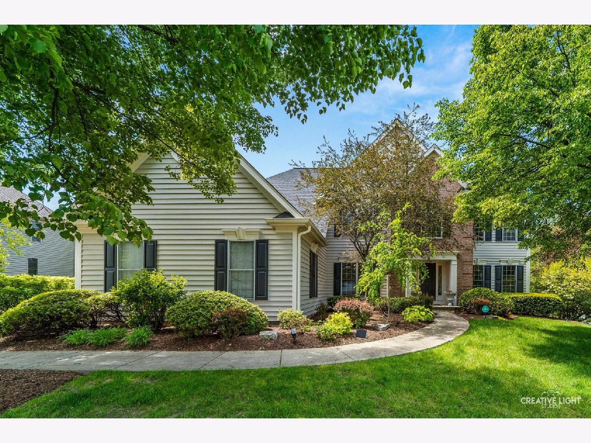  For Sale St Charles Illinois, 3N890 Emily Dickinson Lane