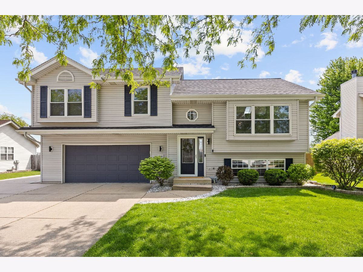  For Sale Bourbonnais Illinois, 1552 Stefanie Lane