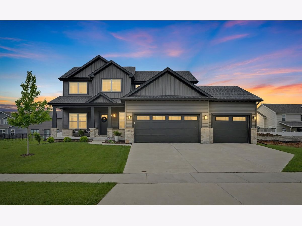  For Sale Mahomet Illinois, 512 Wheatley Drive