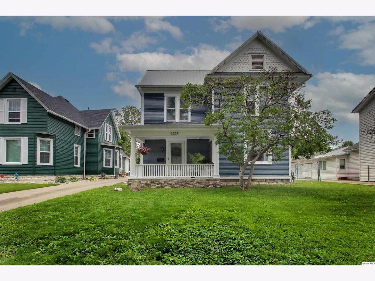  For Sale Quincy Illinois, 2229 Hampshire Street